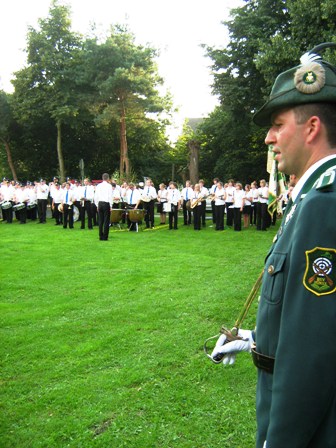 Parade auf dem Festplatz